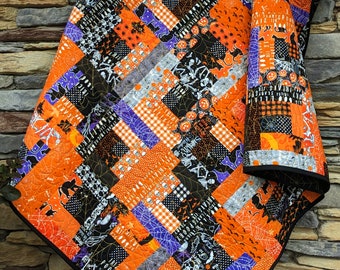 Available now: Spooky Halloween quilt, generous throw size