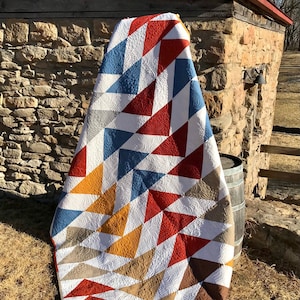 Make to order: large flying geese modern quilt, any size