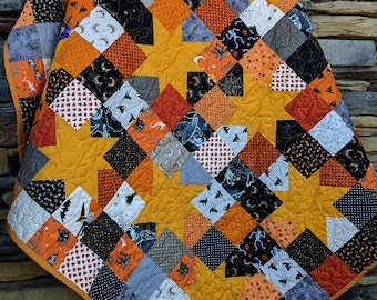 Halloween Quilt - Baby size - 41” x 47” good