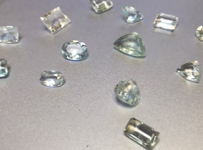 Vietnam Lot of AQUAMARINE facets 12.55 carats total. From the Thanh Hoa Province See video