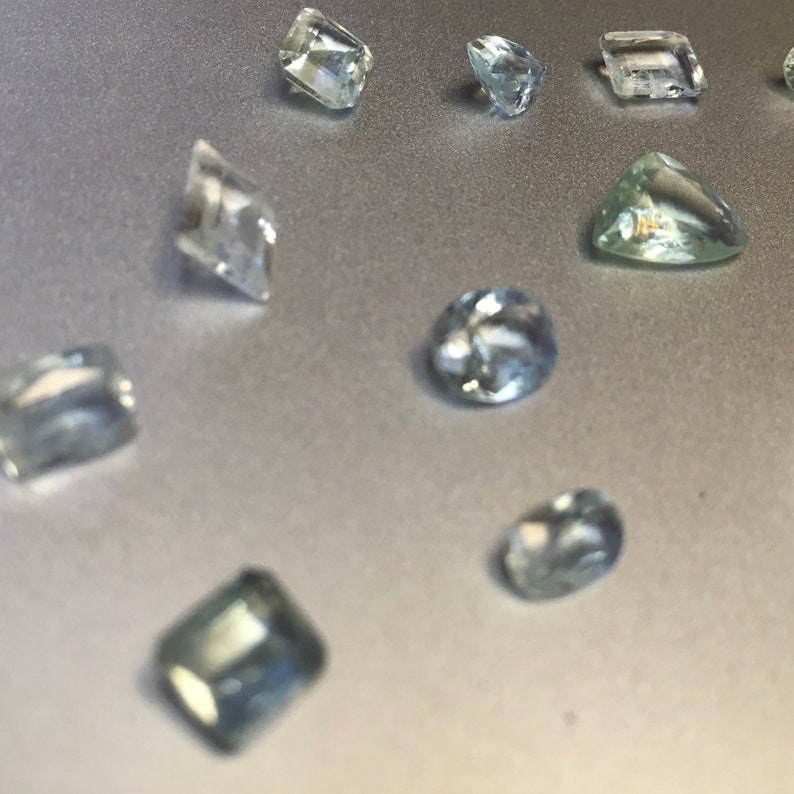 Vietnam Lot of AQUAMARINE facets 12.55 carats total. From the Thanh Hoa Province See video