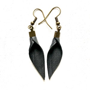 Black leaf earrings. Inner tube earrings. Leaf earrings. Small leaf Earrings. Upcycled inner tube earrings. Handmade earrings