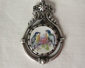 Broken China Jewelry / Bluebird China Pendant / Pair of Bluebirds / Broken China Bluebird Necklace