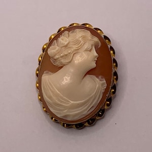 Antique Art Deco 1920s 10K gold Cameo brooch pendant AMCO A. Michallef & Company