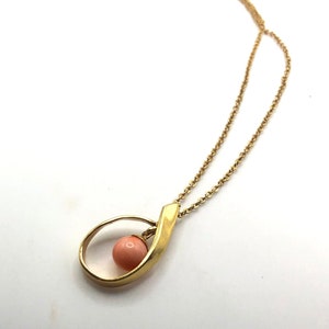 Vintage gold plated genuine pink coral ball bead dangle pendant necklace
