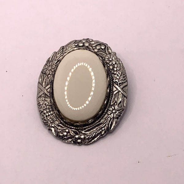 Vintage white glass oval silver tone floral setting brooch pendant