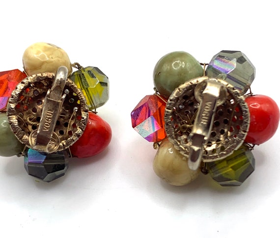 Vintage Vogue beaded cluster clip on earrings oli… - image 6