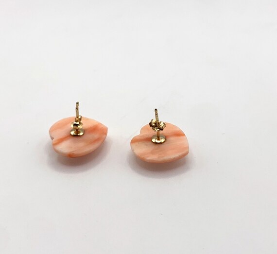 Vintage Carved Heart Coral and 14kt gold earrings… - image 7