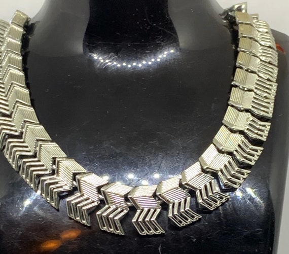 Coro collar choker necklace silver tone - image 3