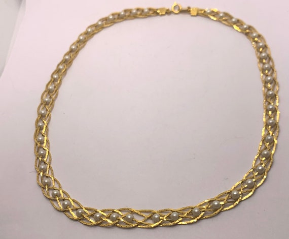 Vintage Avon gold tone braided pearl necklace 19 … - image 1