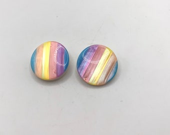 Vintage Pastel rainbow Mop mother of pearl striped clip on round button earrings