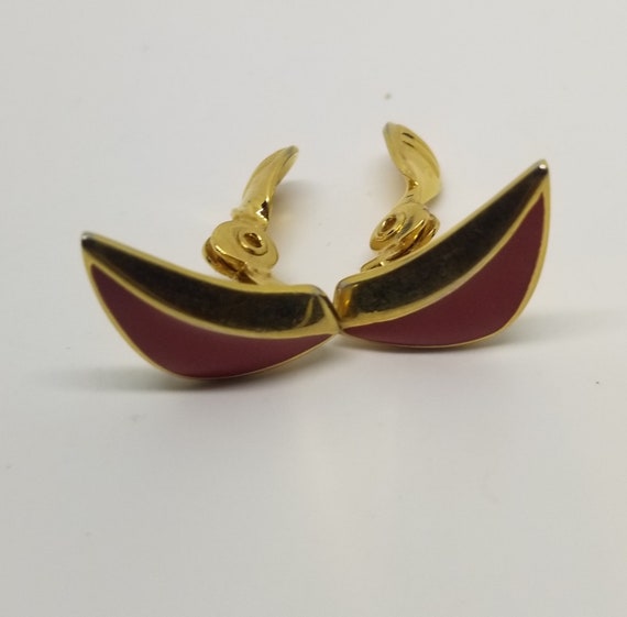 Vintage Monet red enamel and gold tone clip on st… - image 5