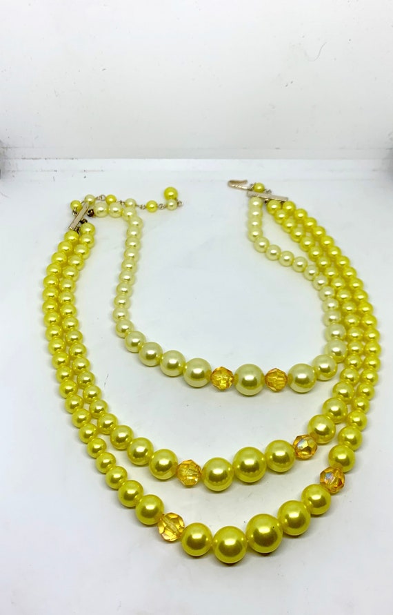 Vintage bright yellow 3 strand beaded necklace 19… - image 2