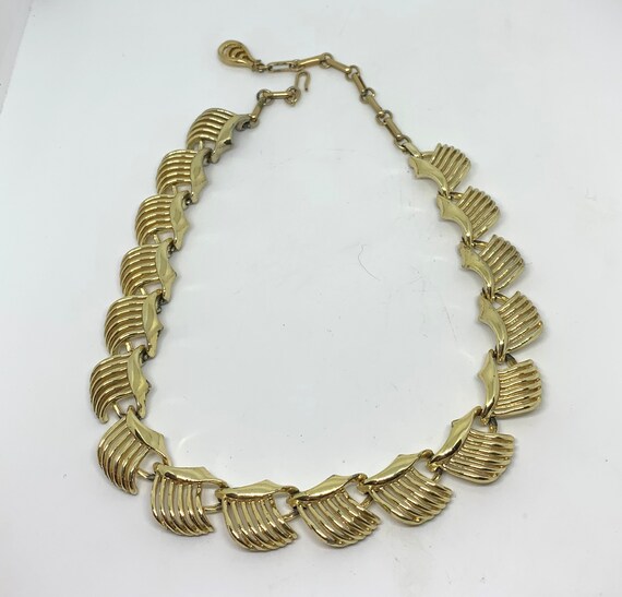 Vintage Coro gold tone statement bib necklace - image 8