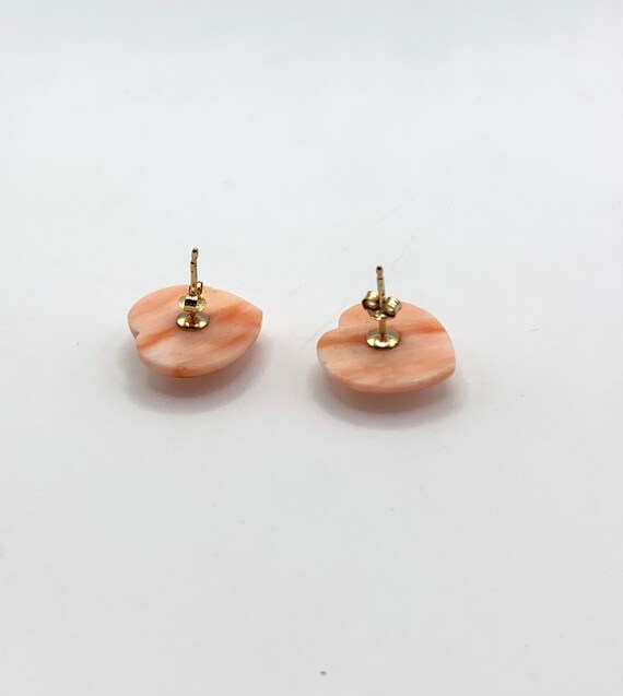 Vintage Carved Heart Coral and 14kt gold earrings… - image 6