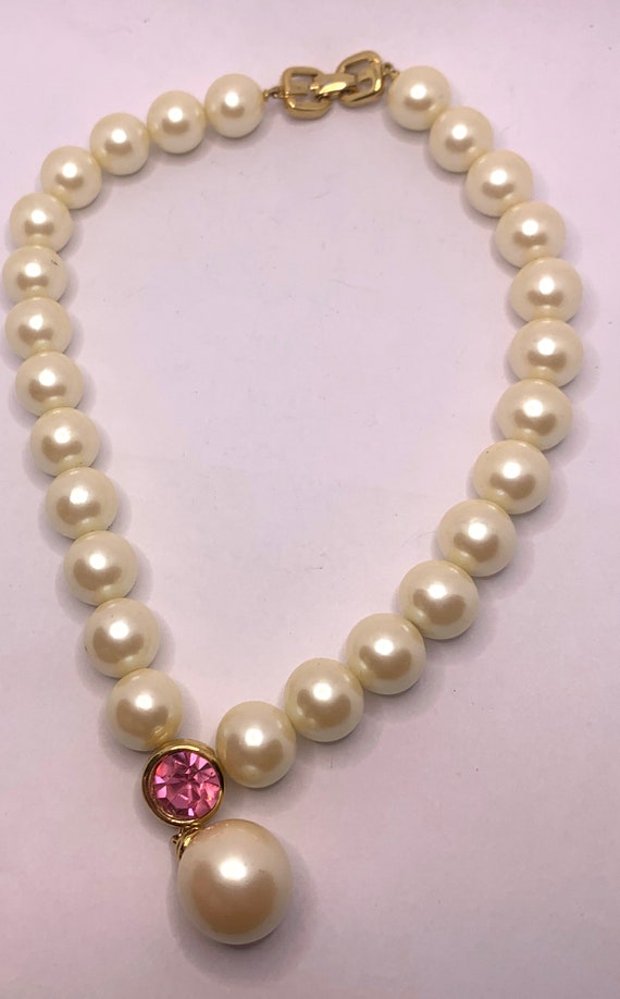 Vintage Givenchy Large Faux pearl and pink rhines… - image 8