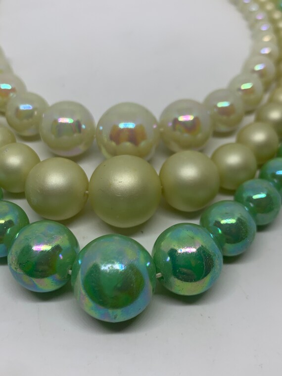 vintage 3 strand graduated luster iridescent and … - image 8