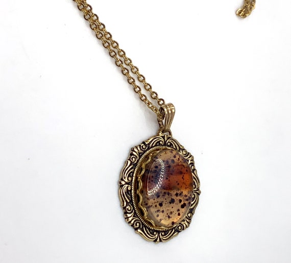 Vintage gold tone oval Montana Agate pendant neck… - image 5