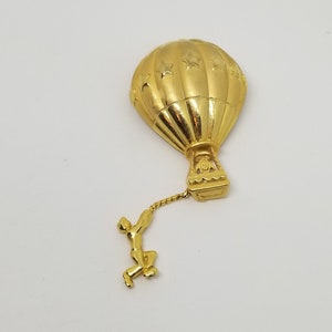 Vintage Gold tone hot air balloon figural hanging man brooch