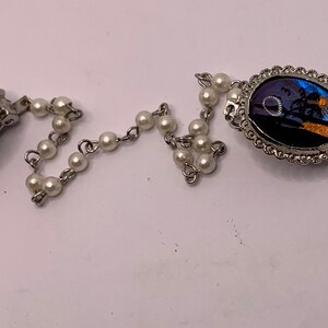Vintage tropische palmboom vlindervleugel iriserende trui beschermketting afbeelding 3
