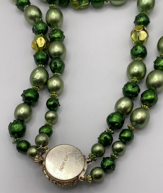 Vintage green faux pearl iridescent beaded two st… - image 10