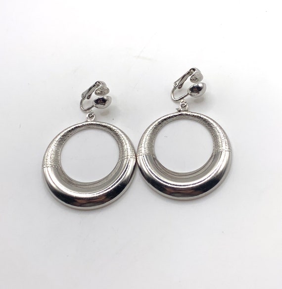 Vintage Coro silver tone circle dangle earrings l… - image 5
