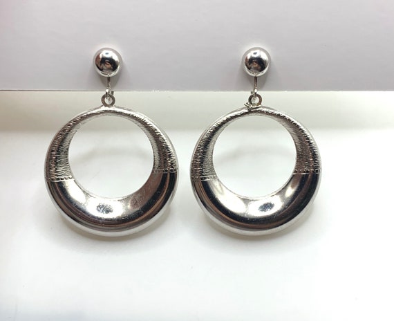 Vintage Coro silver tone circle dangle earrings l… - image 7