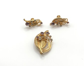 Vintage Gold Tone Rhinestone Brooch and Earrings Set