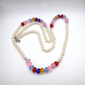 Collar vintage de cuentas acrílicas con perlas de imitación arcoíris multicolor