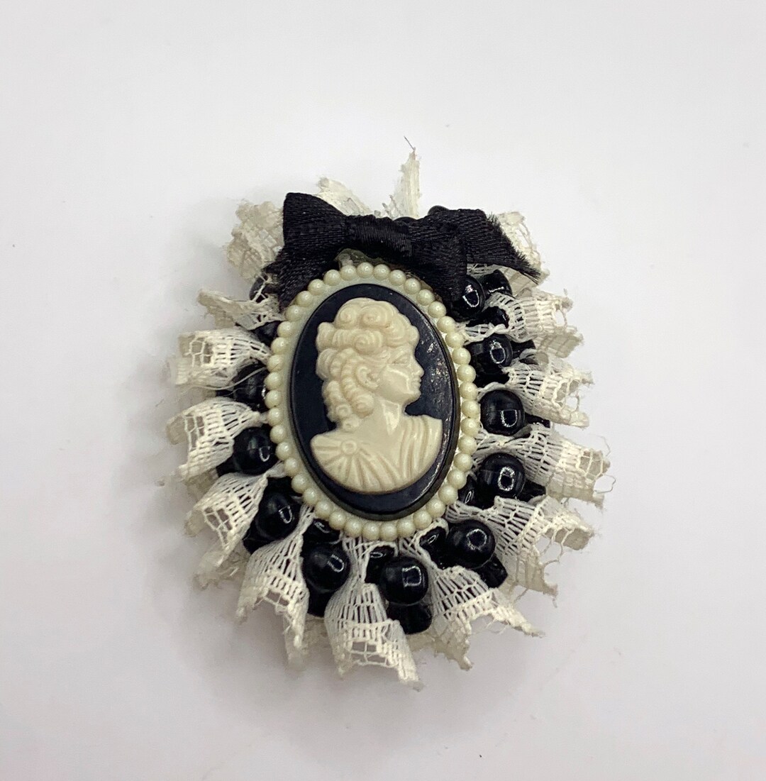 Vintage Black and White Cameo Brooch Lace Beaded Handmade - Etsy