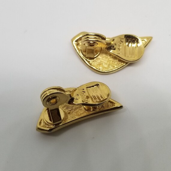 Vintage Monet red enamel and gold tone clip on st… - image 3