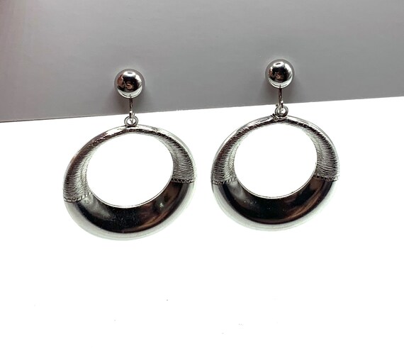 Vintage Coro silver tone circle dangle earrings l… - image 6