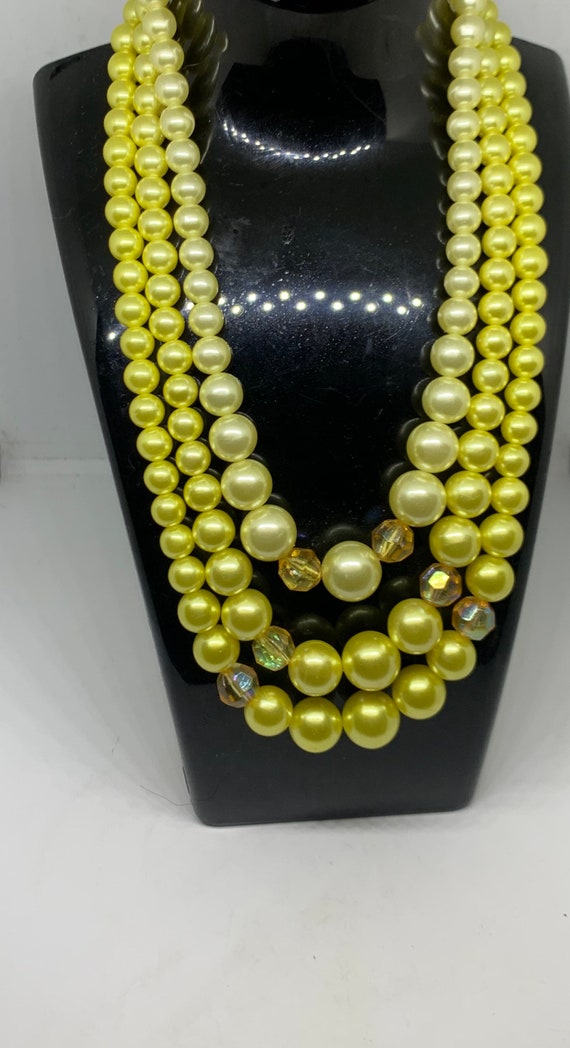 Vintage bright yellow 3 strand beaded necklace 19… - image 3