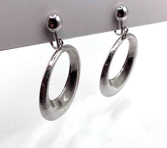 Vintage Coro silver tone circle dangle earrings l… - image 10