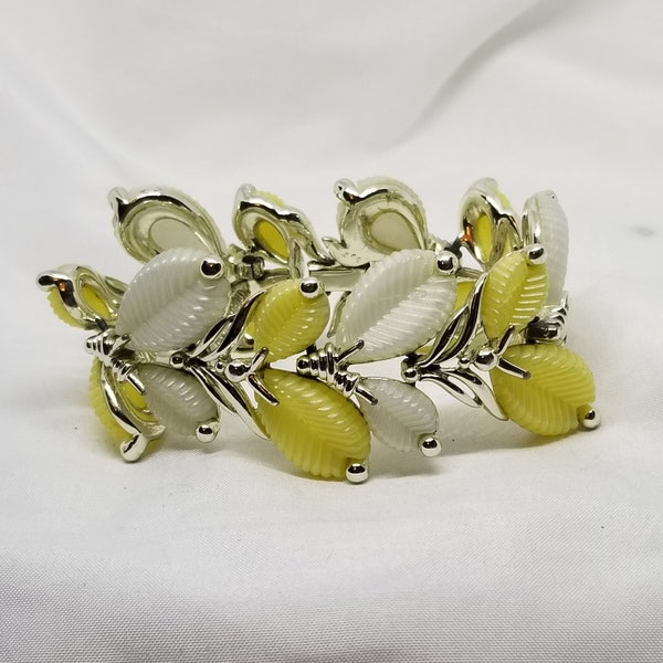 Vintage Marboux Yellow and white leaf leaves thermoset bracelet