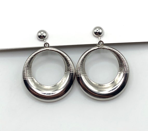 Vintage Coro silver tone circle dangle earrings l… - image 8