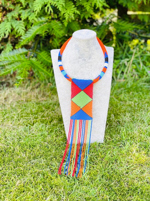 Yellow Maasai Collar 01 | Handmade in Tanzania