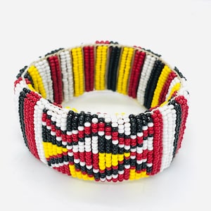 Brazalete masai de Kenia hecho a mano/pulsera con cuentas/brazalete de cuentas unisex/pulseras boho/brazalete tribal maasai/joyería masai para mujeres/brazalete auténtico. Pattern/H