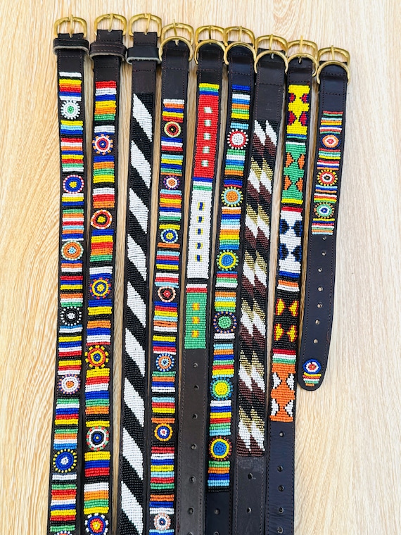 Handmade Masai Beaded Leather Dog Collar: Colorful African Pet Gift.
