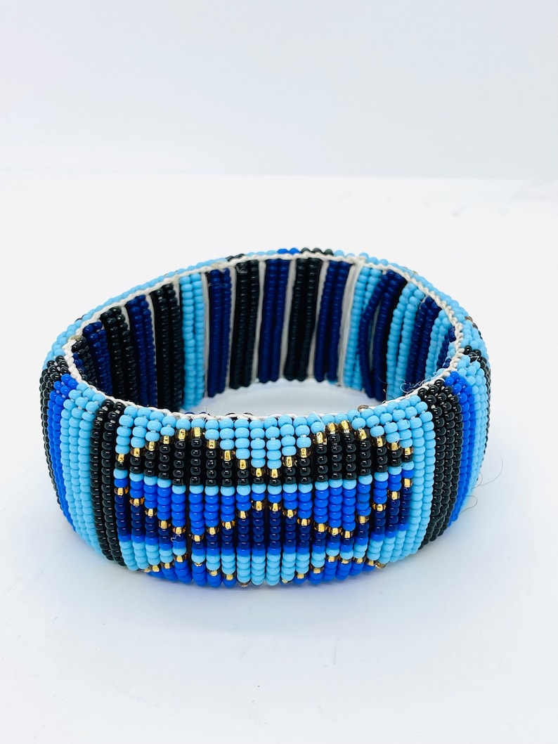 Brazalete masai de Kenia hecho a mano/pulsera con cuentas/brazalete de cuentas unisex/pulseras boho/brazalete tribal maasai/joyería masai para mujeres/brazalete auténtico. Pattern/E