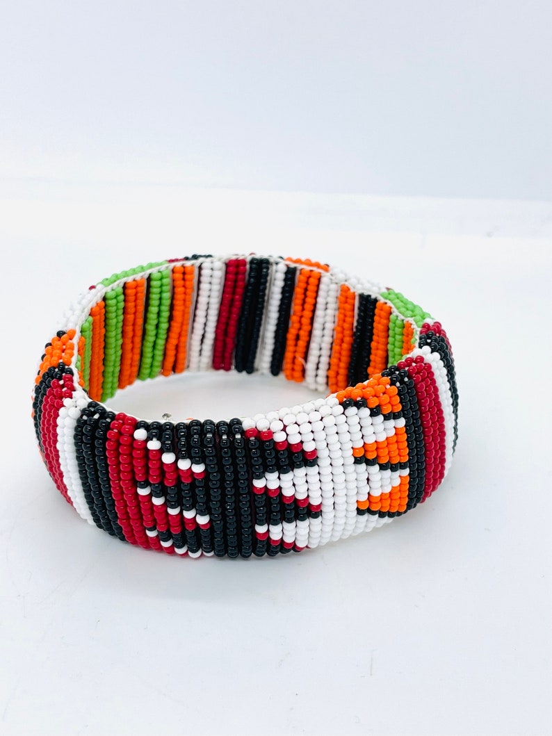 Brazalete masai de Kenia hecho a mano/pulsera con cuentas/brazalete de cuentas unisex/pulseras boho/brazalete tribal maasai/joyería masai para mujeres/brazalete auténtico. Pattern/C