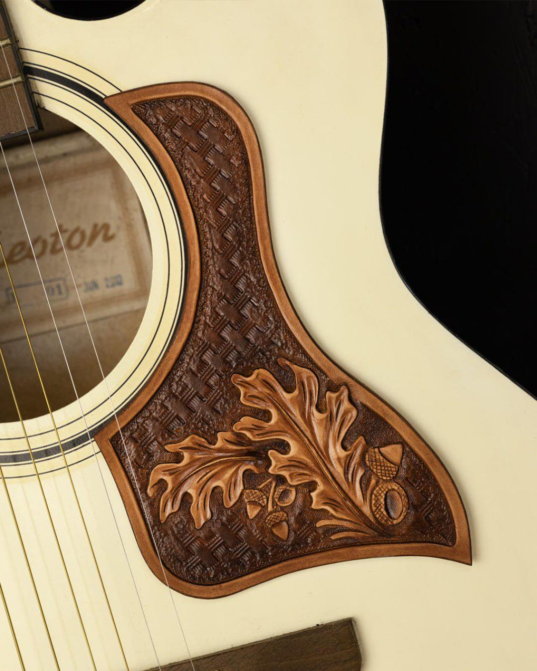 Pickguard for Acoustic and Classic Guitars With Floral Ornament
