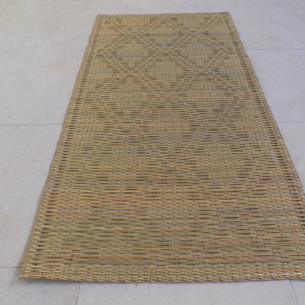 Natural fiber rug,jute, straw carpet, wicker rug,room,decorrative carpet, mat, wicker rug.