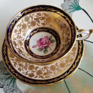 Vintage Paragon fine bone China tea cup  & saucer Est 1900