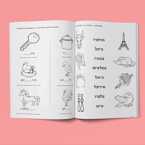 Pode incluir: Ilustra&ccedil;&otilde;es em preto e branco de v&aacute;rios objetos, incluindo uma chave, uma panela, uma vaca, uma flor, um papagaio, uma torre, um rato e brincos. As palavras "ve", "ga_na", "caba", "o", "poto", "ramo", "loro", "rosa", "aretes", "toro", "torre", "rata" e "oro" est&atilde;o escritas abaixo das imagens.