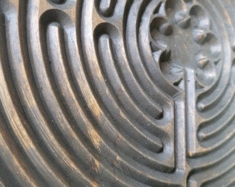 Dark Brown Finger Labyrinth, Wood Carving, Chartres Wood Labyrinth, Finger Labyrinth, Meditation, Wood Art