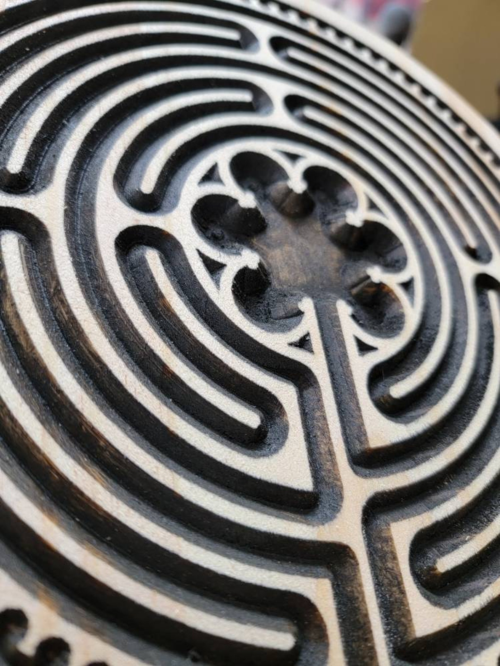 Small Finger Labyrinth Wood Carving, Chartres Meditation Wood Art - Etsy