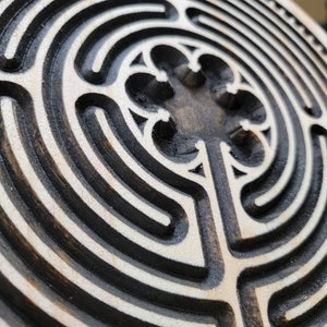 10 Inch Finger Labyrinth Wood Carving, Natural and Dark Brown Contrast, Chartres, Wood Labyrinth, Finger Labyrinth, Meditation, Wood Art,