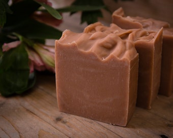 Savon artisanal au géranium rose et à l'argile rose - Certifié 100 % naturel pur végétalien (processus à froid) | Savon Haricot et Garçon