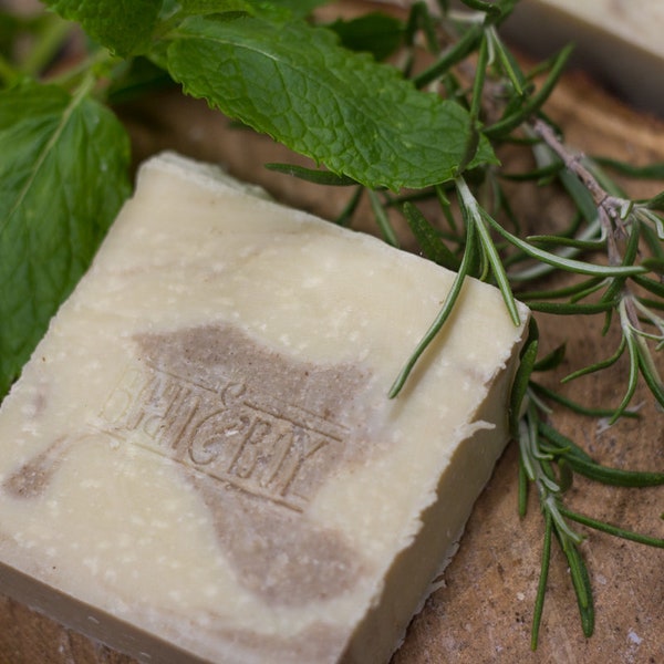 SAVON SHAMPOOING à la menthe verte et au romarin avec huile de rose musquée et vinaigre de cidre de pomme | Sécurité évaluée | Savon aux haricots et aux garçons